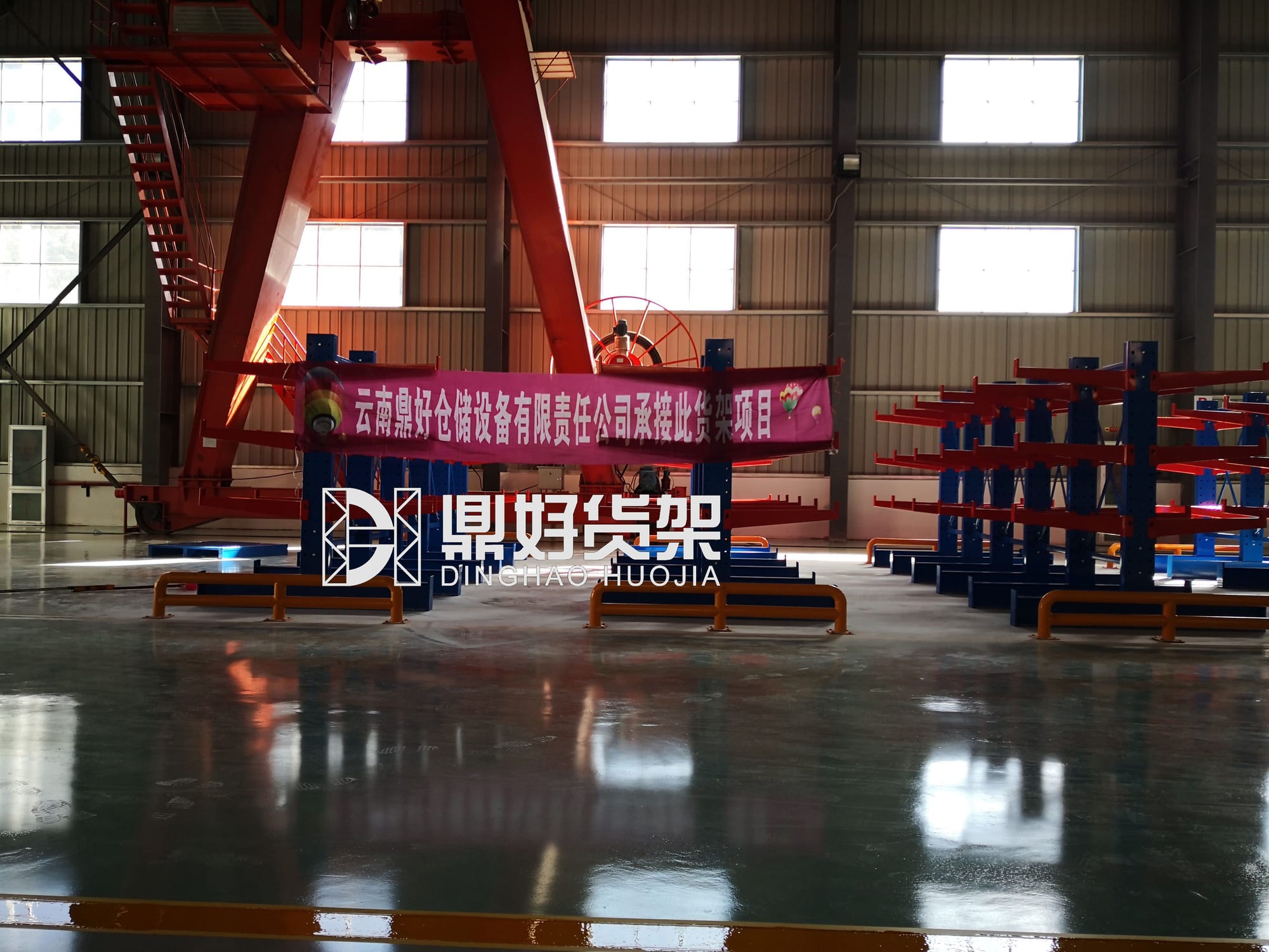 中国华能里底水电站悬臂货架项目现场