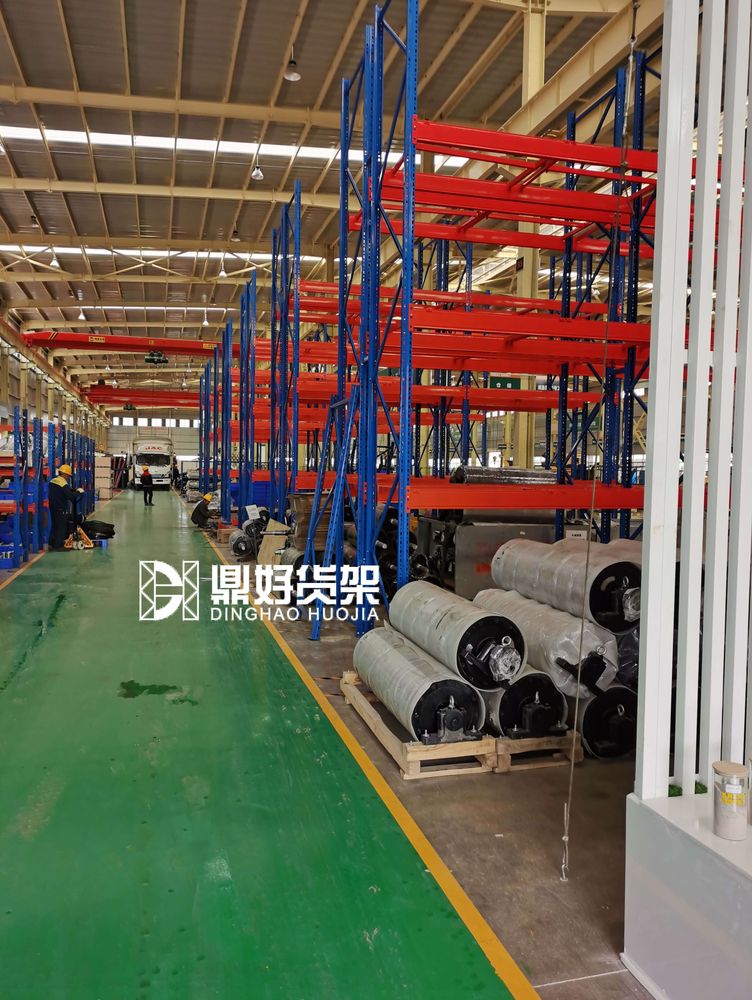 云南凯瑞特工程机械设备有限公司横梁托盘货架项目现场